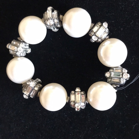 Jewelry - Picture 3 of 7